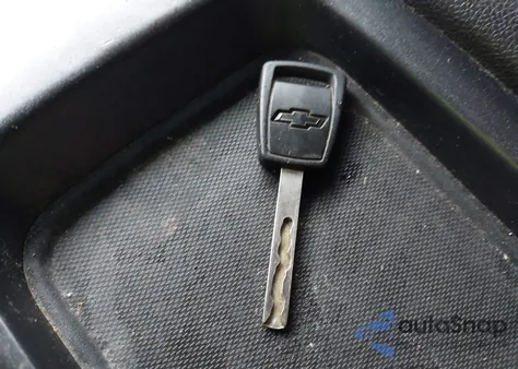 2014 Chevrolet Silverado 1500 1Lt from USA, damaged, VIN 1GCVKREC9EZ196255